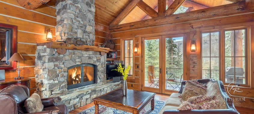 Mountain Creek Lodge living area