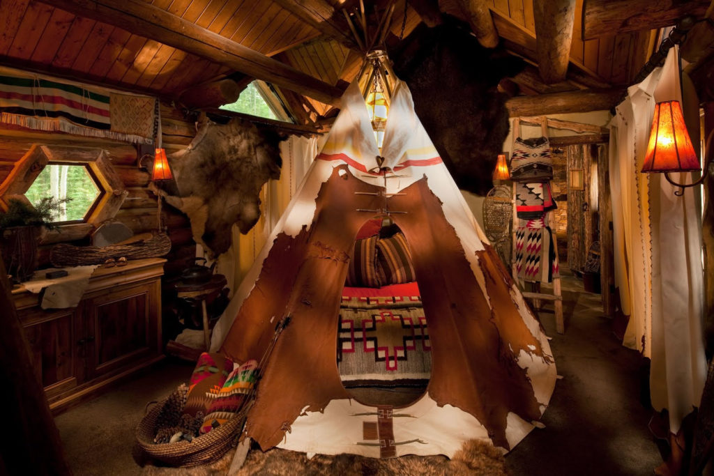 Castlewood Teepee room