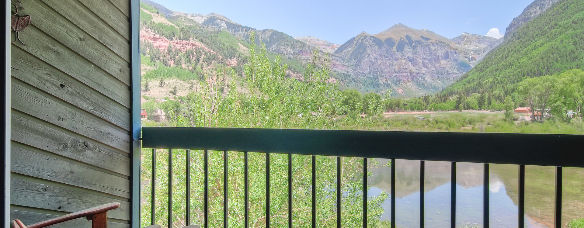 1-Telluride-Riversideb-B201-Summer-Deck-View