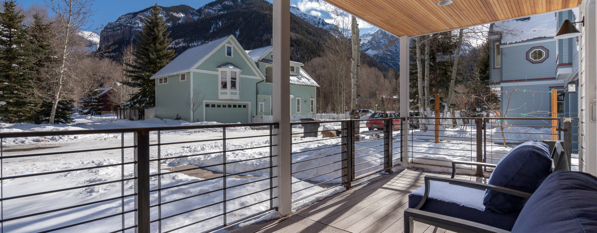 1.5-Telluride-Telluride_s-Peak-Porch-View