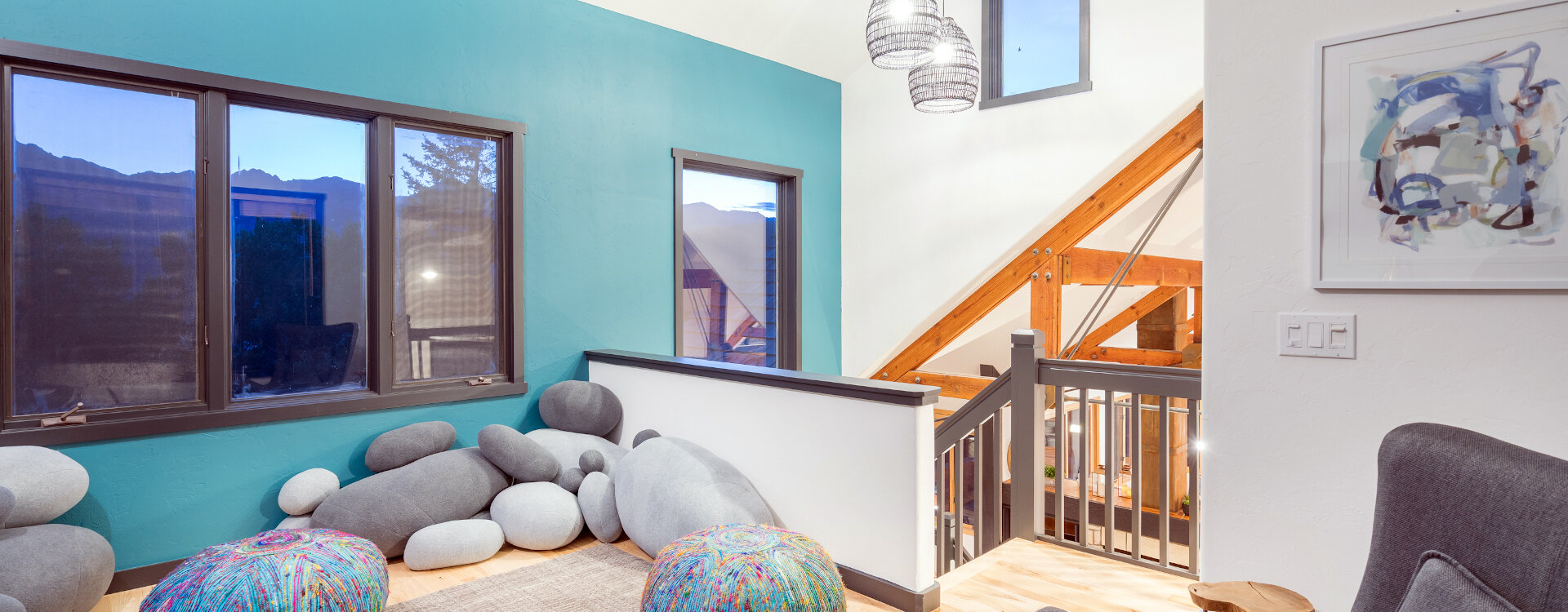 12-Telluride-Polar-Queen-Hot-Tub-Loft-Angle