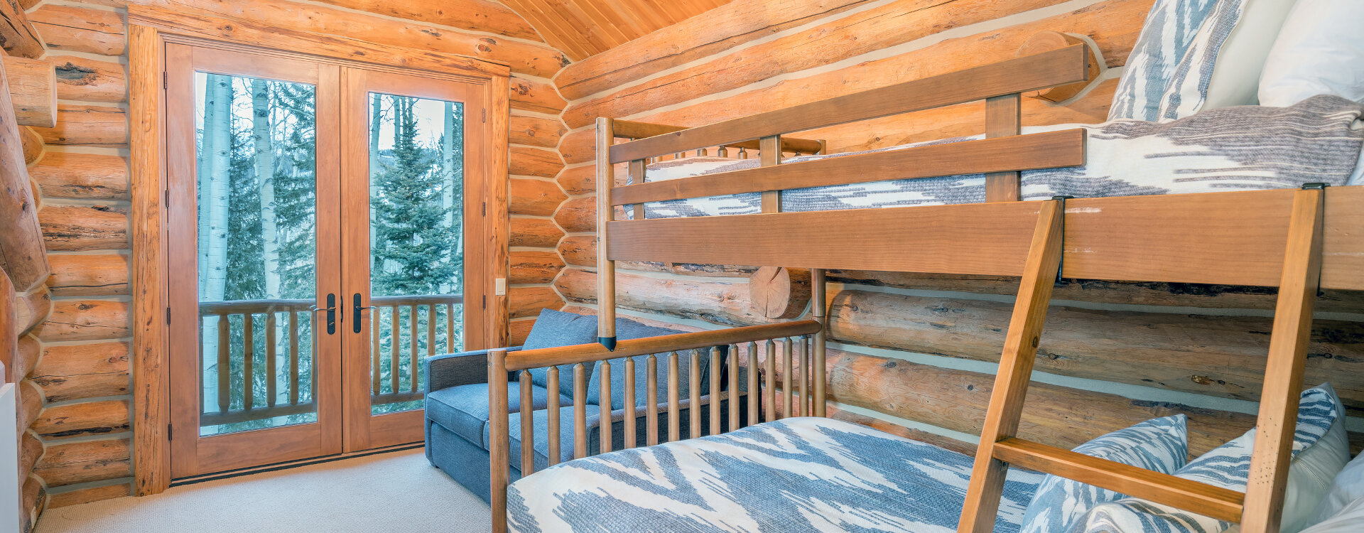 18-Telluride-Palmyra-Pines-Loft-Bedroom