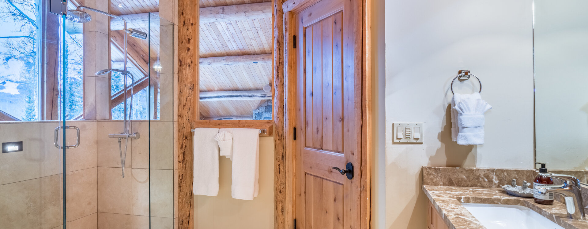 19-Telluride-Palmyra-Pines-Upstairs-Loft-Bathroom