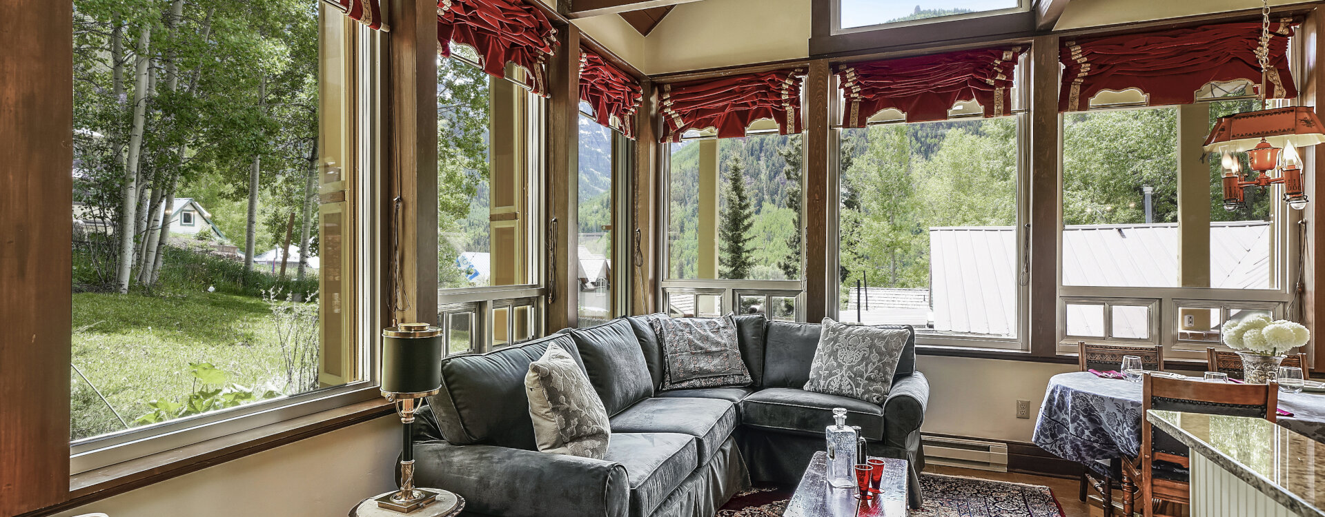 2.02-telluride-summer-haus-Living Room-2