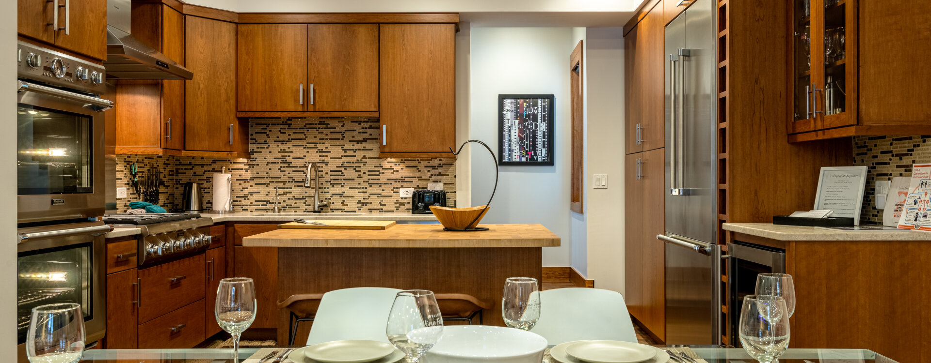 2.05-telluride-local-luxury-dining-table-kitchen