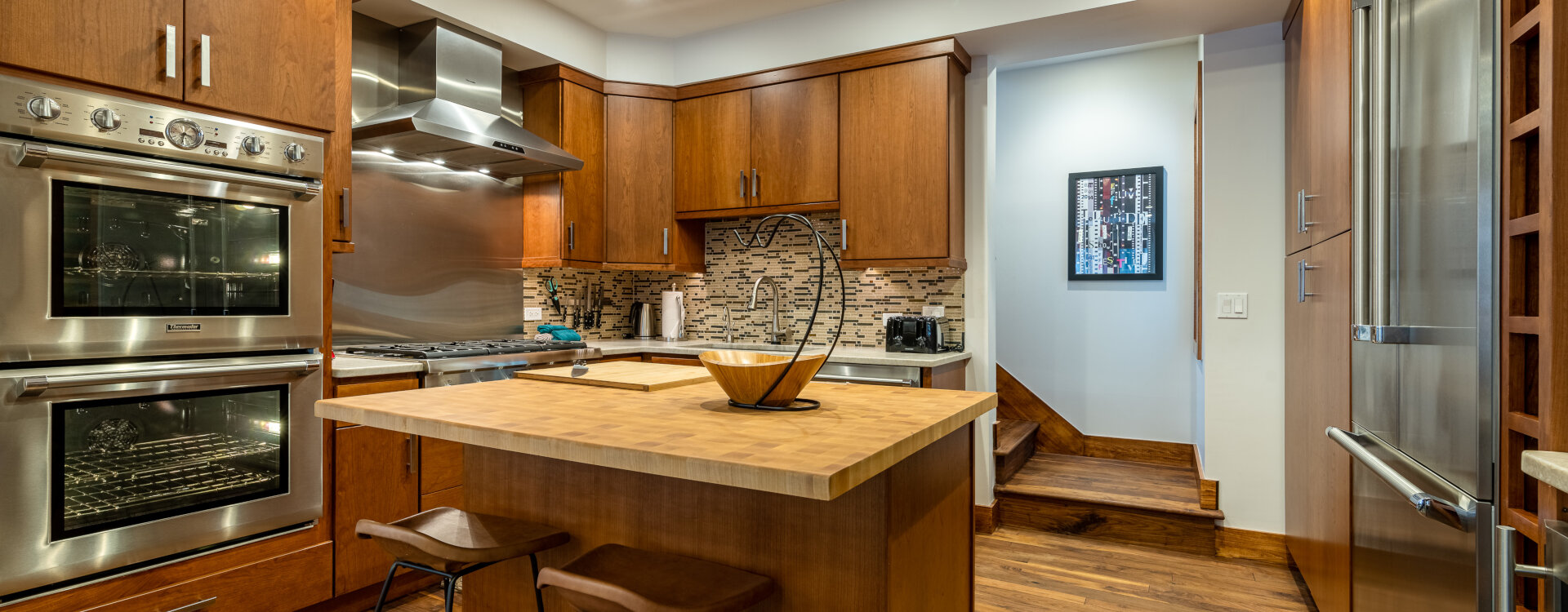 2.06-telluride-local-luxury-kitchen