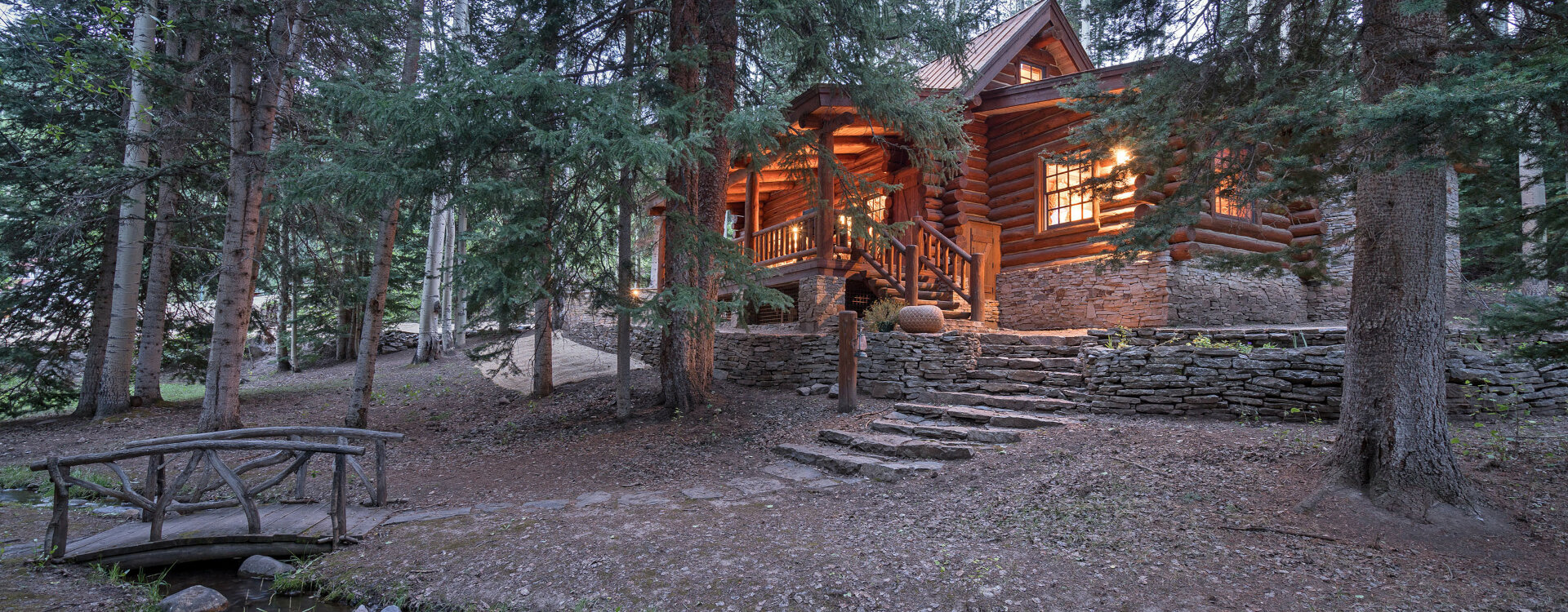 21-Telluride-Yellow-Brick-Cabin-Stream