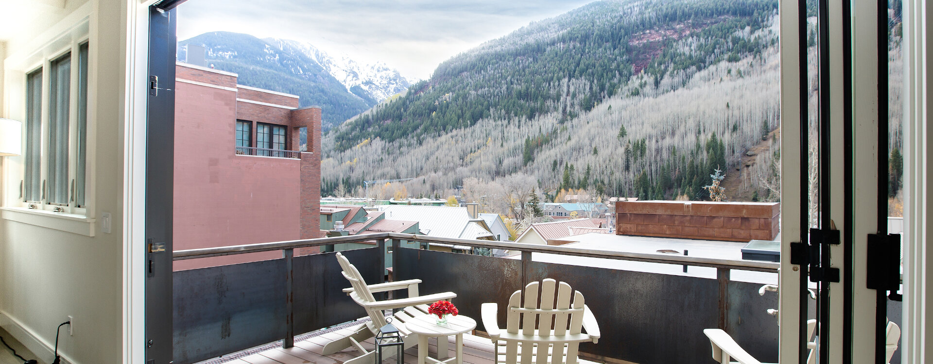 3-Telluride-Meribel-Penthouse-Living-Room-Deck-web