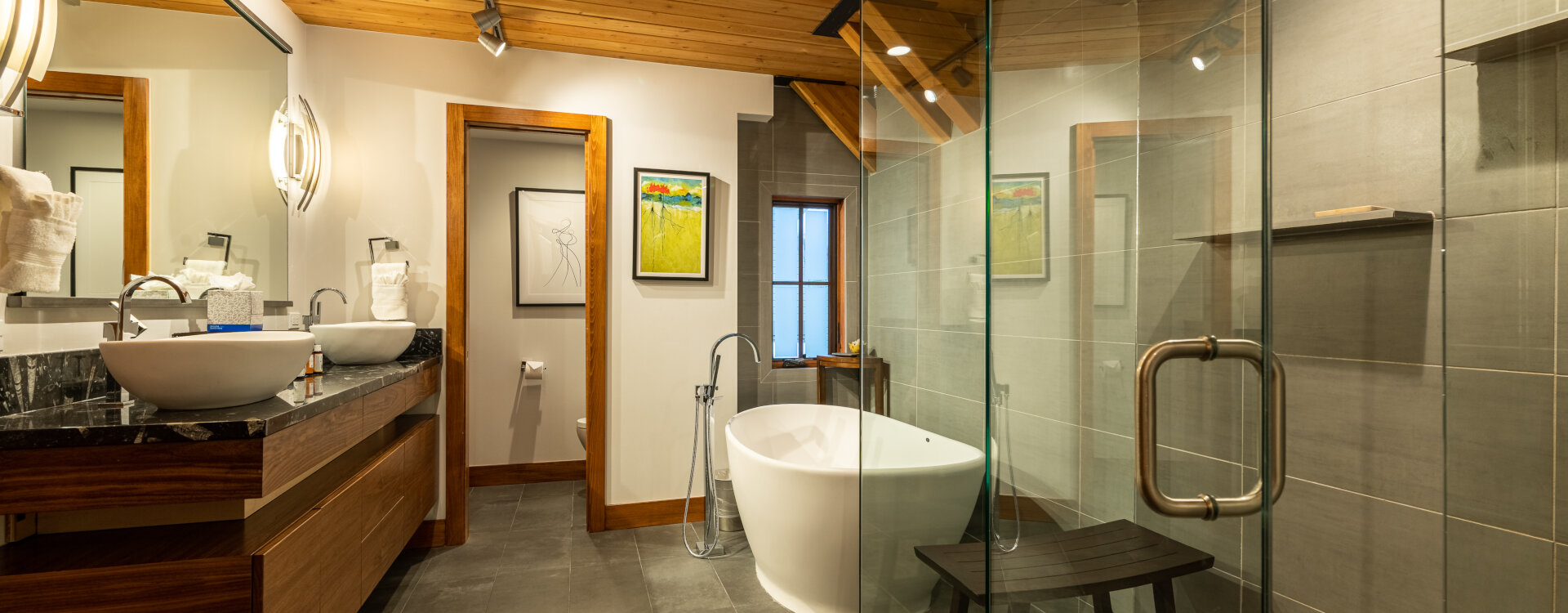 3.05-telluride-local-luxury-primary-bathroom