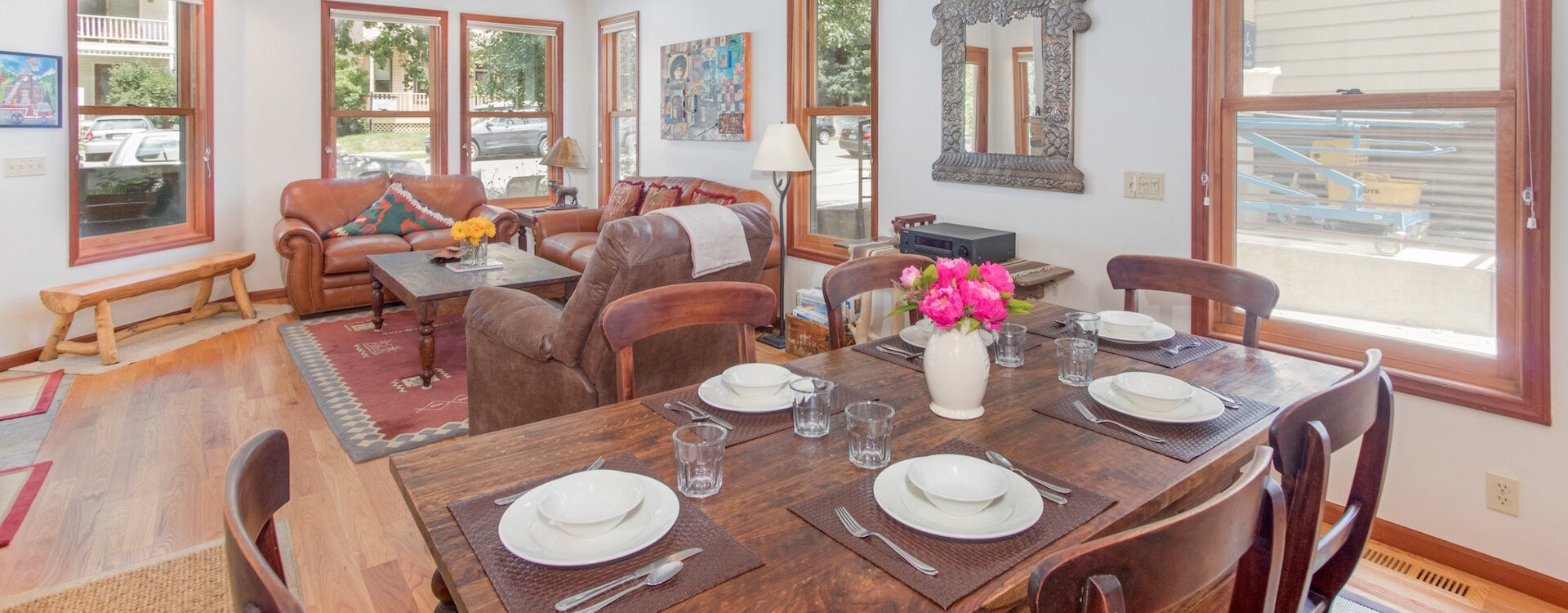 4-Telluride-PacificStreetTownhouse2-DiningArea-Web