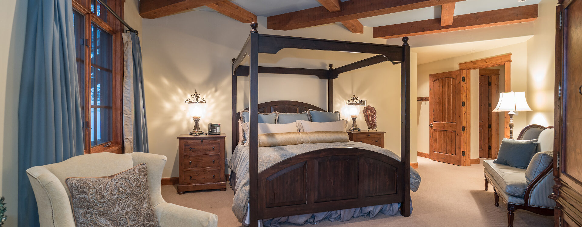 45-Telluride-Autumn-Ridge-Bedroom