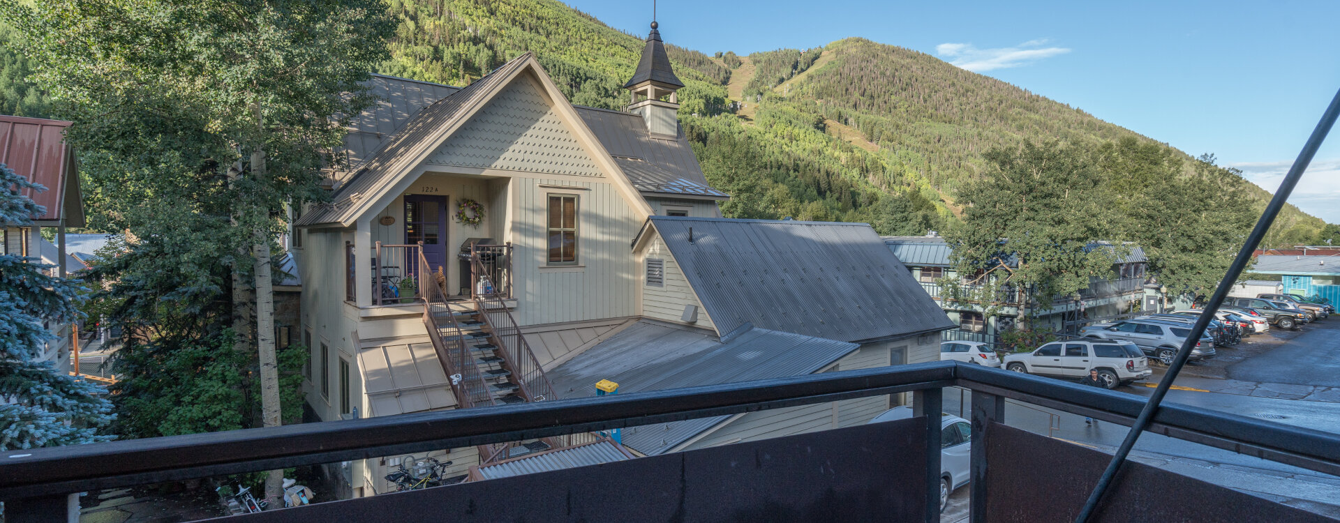 5-Telluride-Skyline-at-Meribel-Deck-View-West