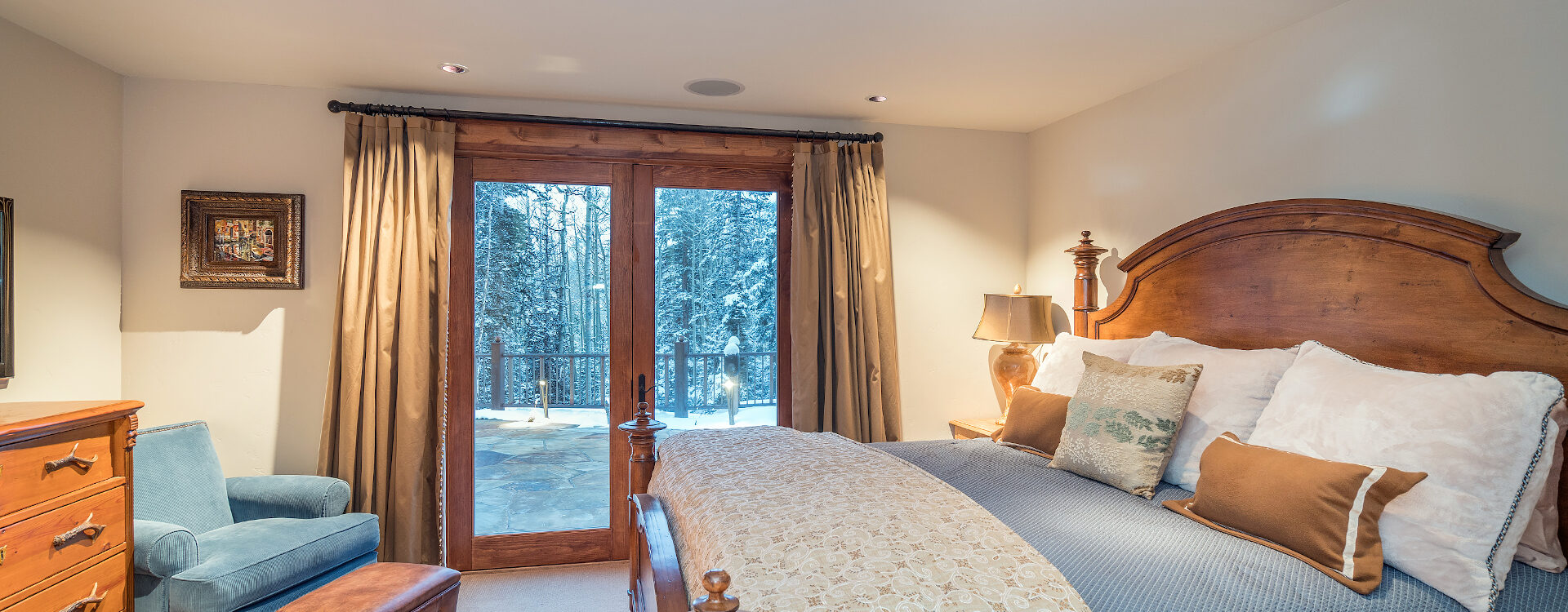 51-Telluride-Autumn-Ridge-Bedroom