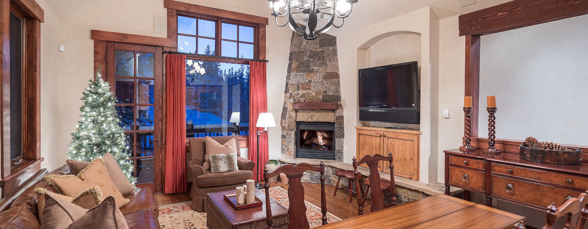 58-Telluride-Autumn-Ridge-Sitting-Room