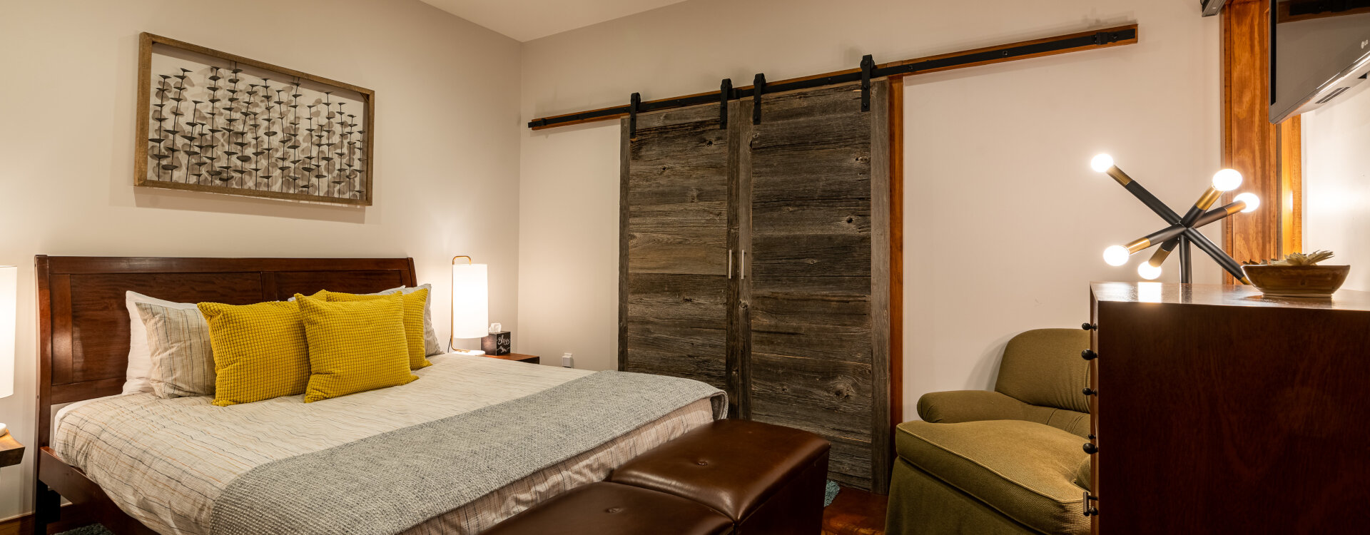 6.01-telluride-local-luxury-guest-bedroom