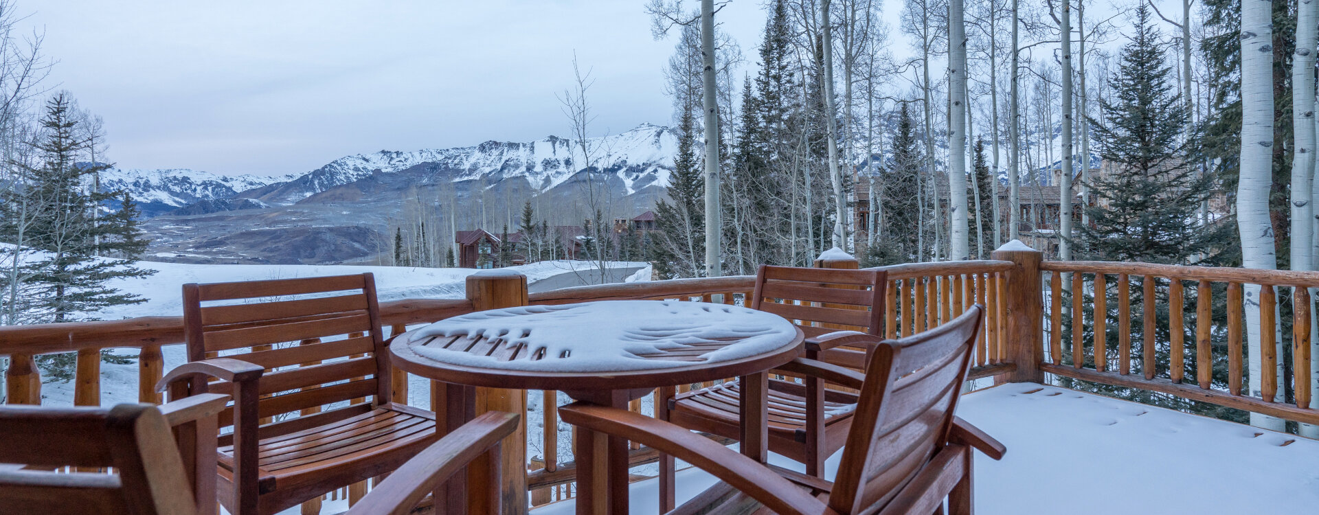 6.5-Telluride-Palmyra-Pines-Winter-Deck-View