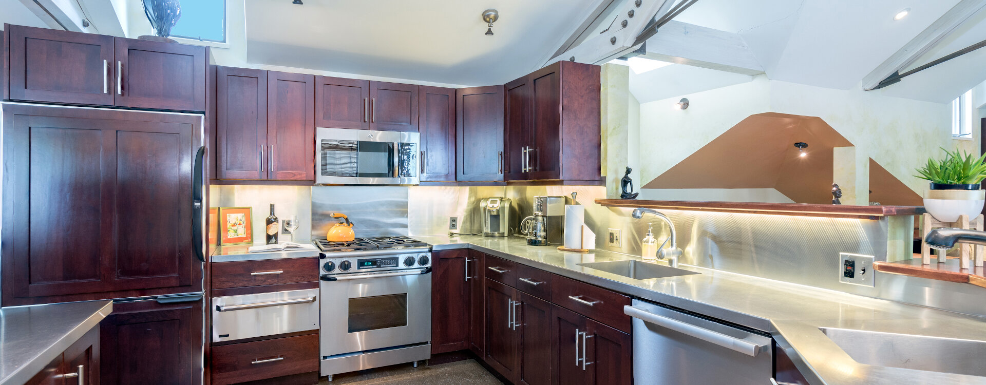 7-Telluride-Ajax-Kitchen-Interior-Web