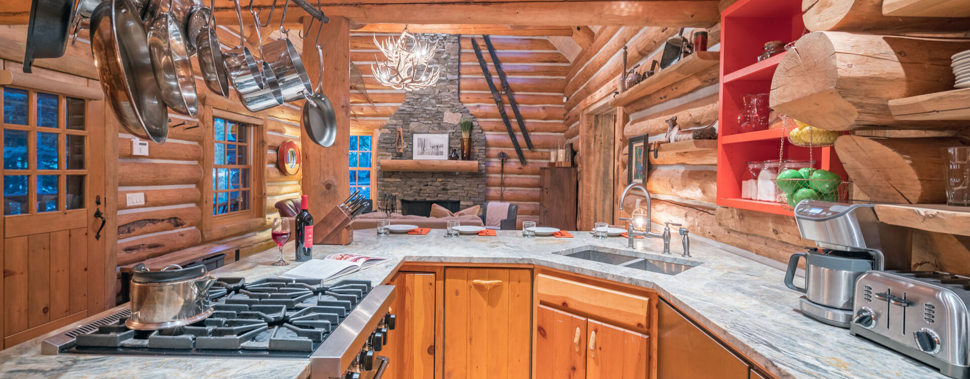 7-Telluride-Yellow-Brick-Cabin-Kitchen