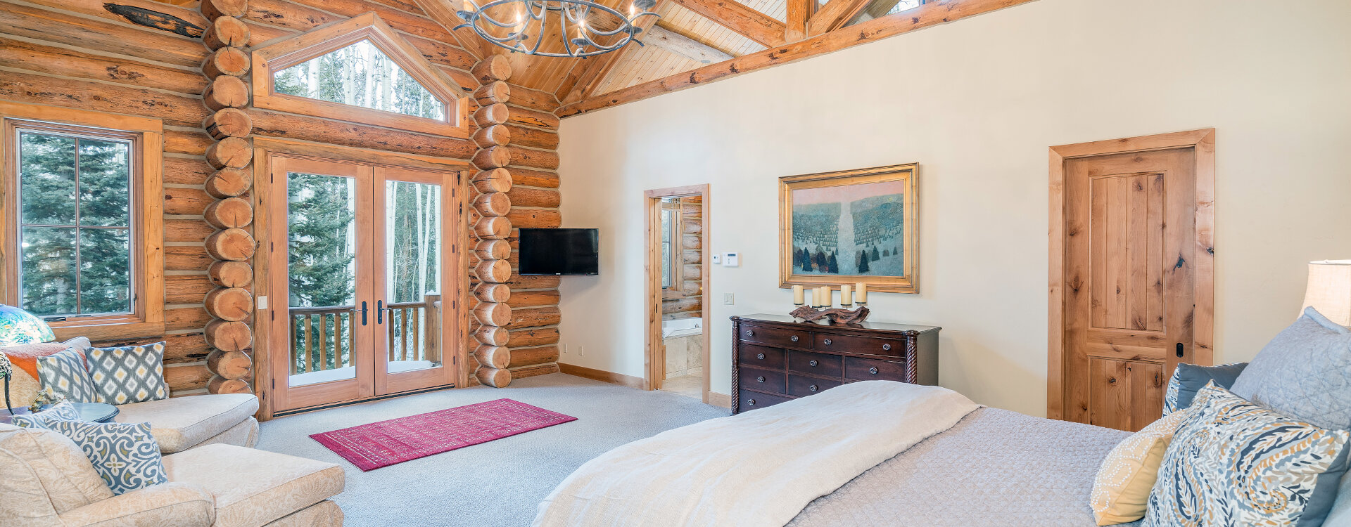 8-Telluride-Palmyra-Pines-Master-Bedroom