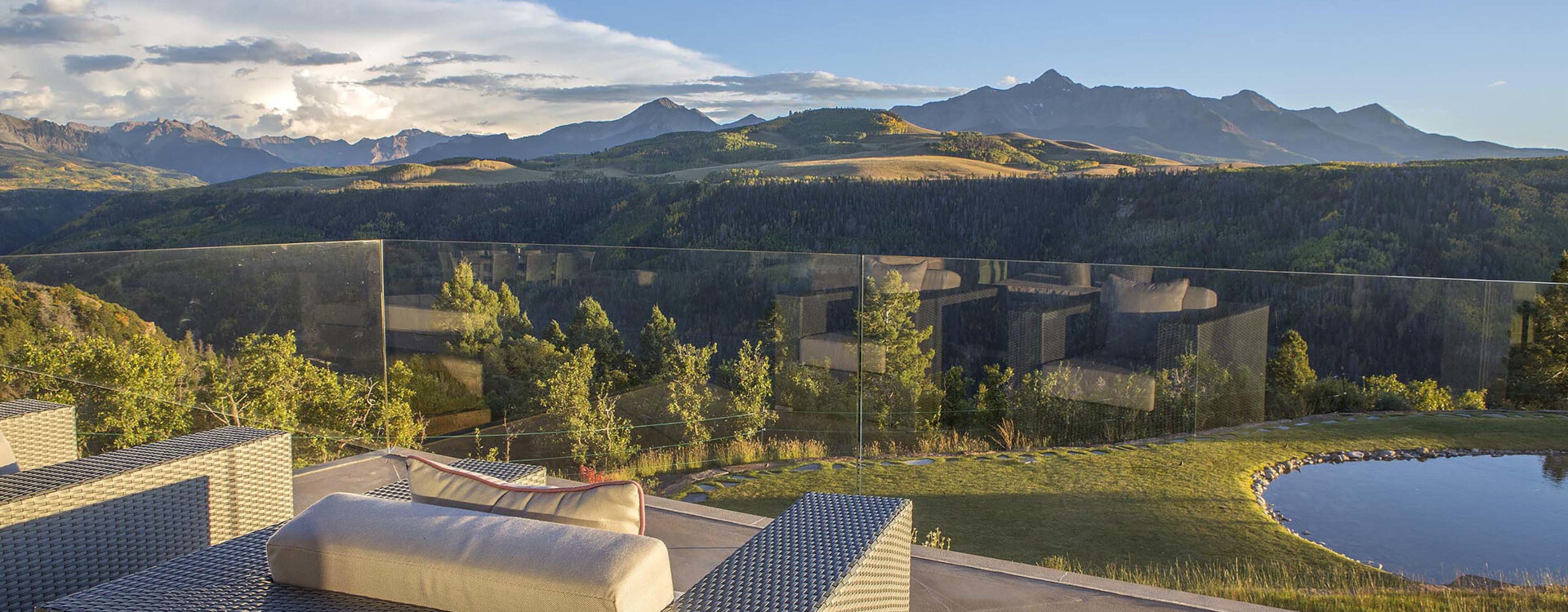 Copy of 37-RemoteTelluride-SunsetRidge-ChairsView-Web