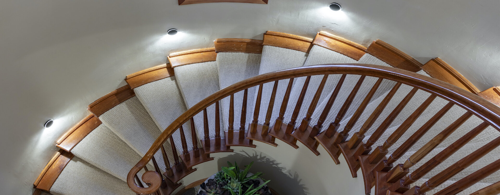 1.17-telluride-gold-hill-Spiral-Stairs