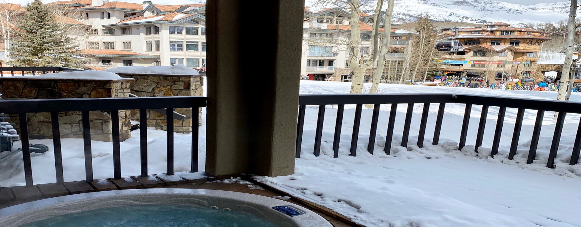 1.12-telluride-kayenta-lodge-hot-tub-chair-lift