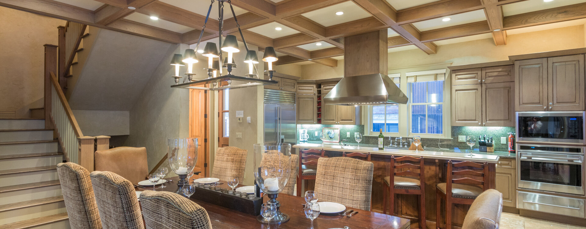 8-telluride-211-s-oak-Dining-Area-2