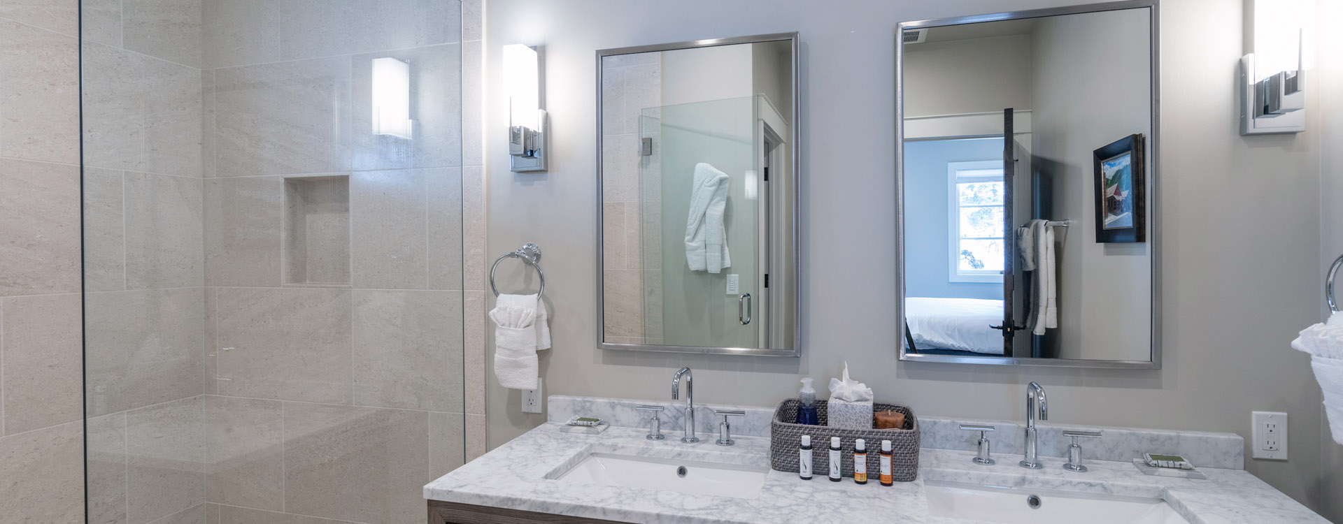 10.02-MV-FireandIce-Bedroom3-Bath-1