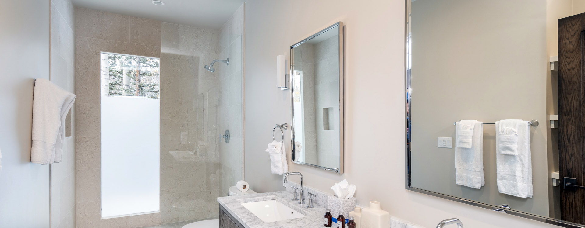 13.01-MV-FireandIce-Bathroom2