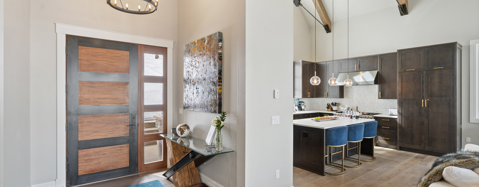 15.01-Fire-and-Ice-Mountain-Village-Vacation-Rental-Entry-2