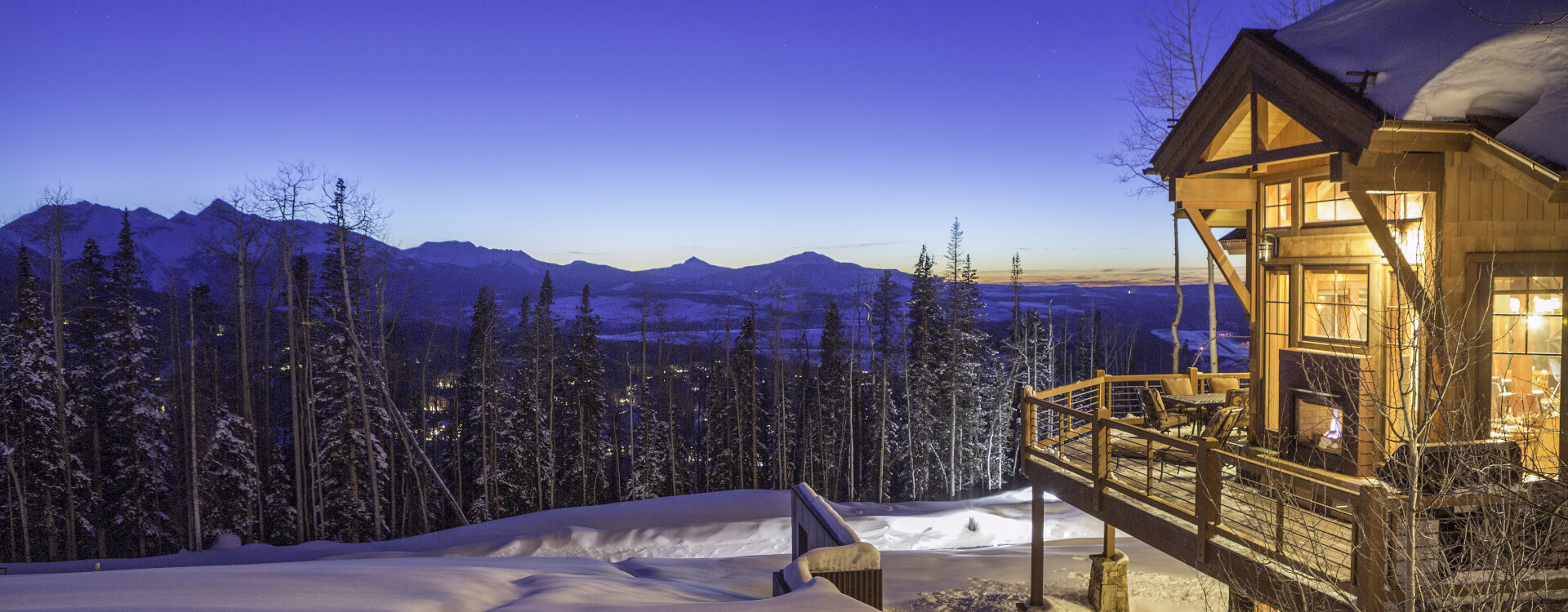 5.02-telluride-cabin-on-the-ridge-exterior-glow-wilson