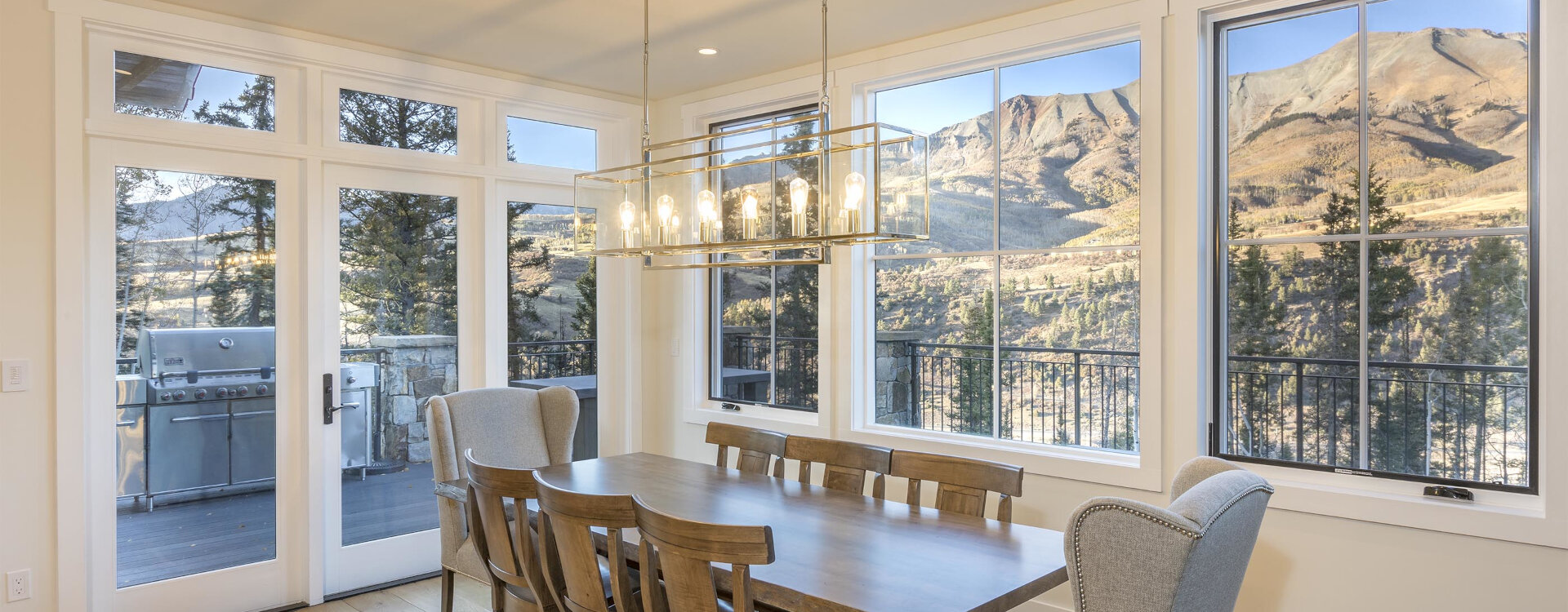 4-Telluride-Overlook-Haus-Dining-Room