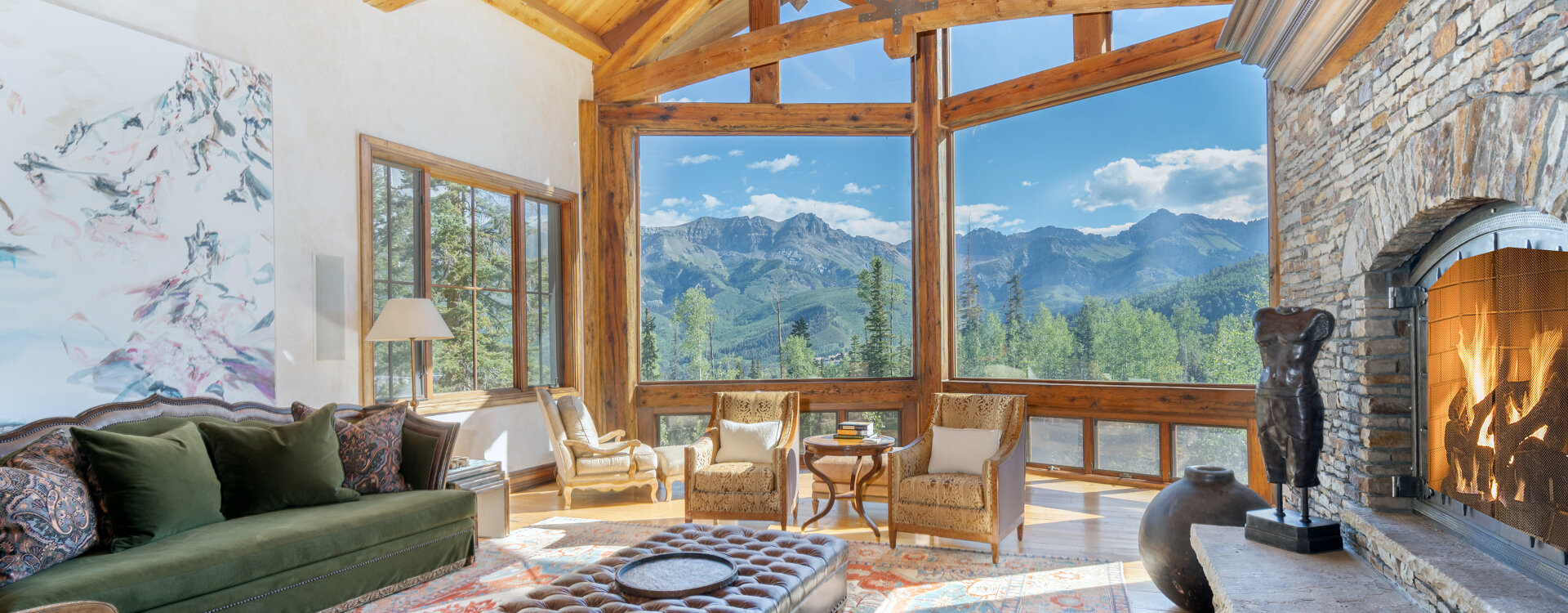 2.02-telluride-picture-perfect-living-room-view2