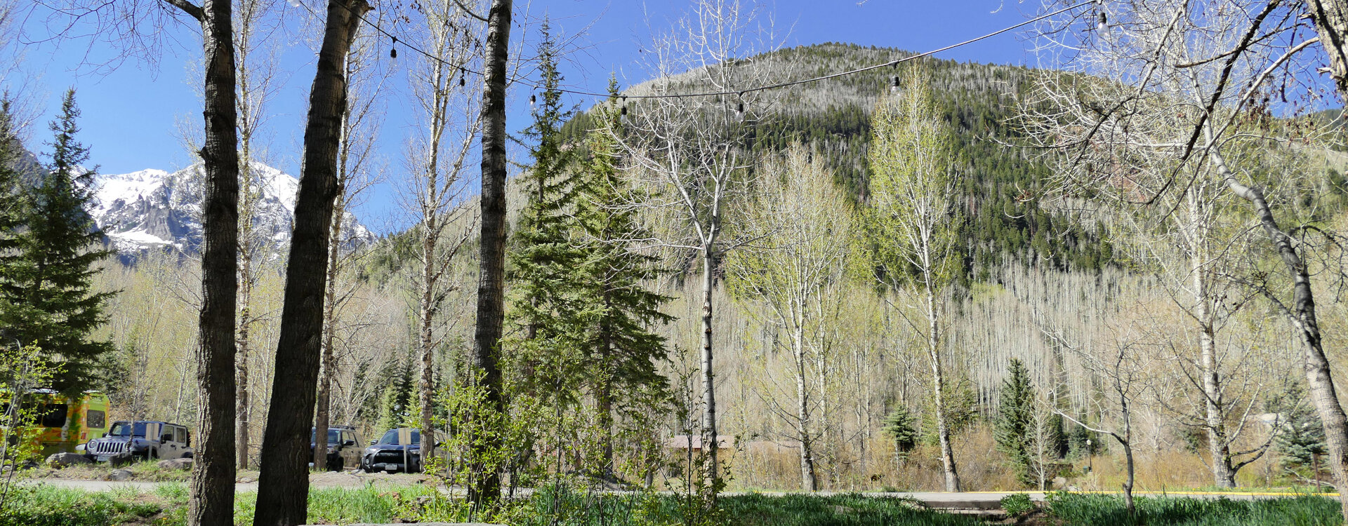 2.04-telluride-parkside-retreat-front-deck-view