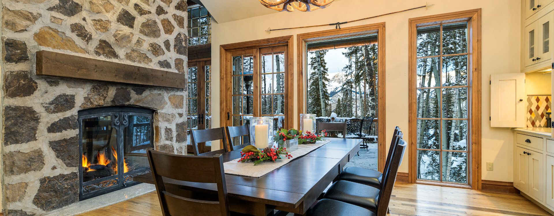 1.06-telluride-twin-elk-dining-room