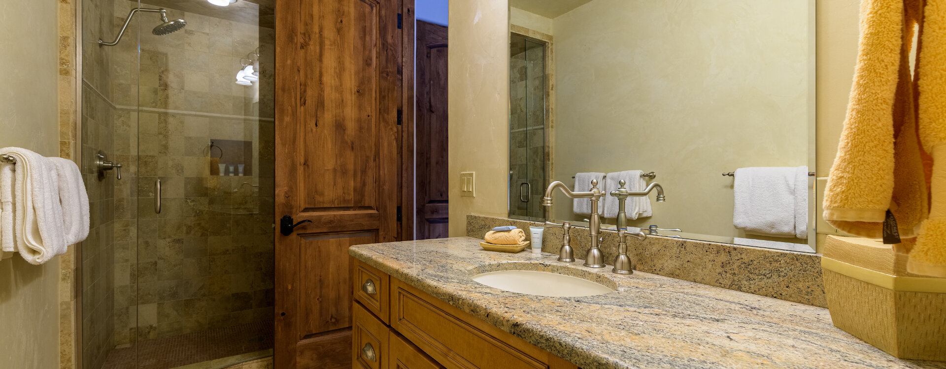 1.25-telluride-twin-elk-guest-bathroom2