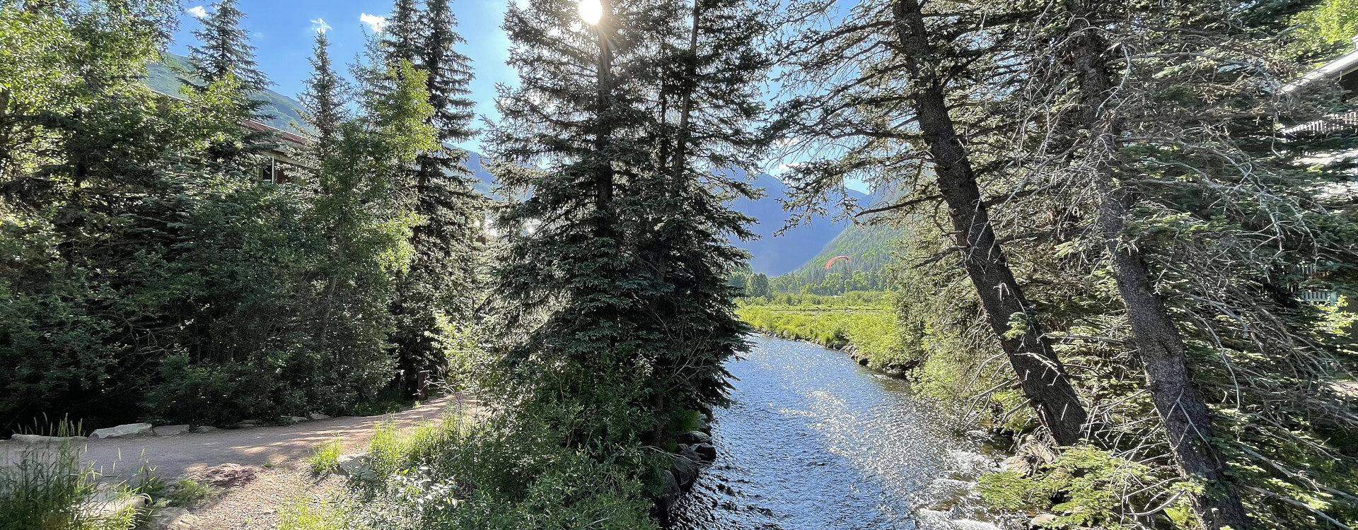 2.09-telluride-bear-creek-modern-4-river_trail_and_river