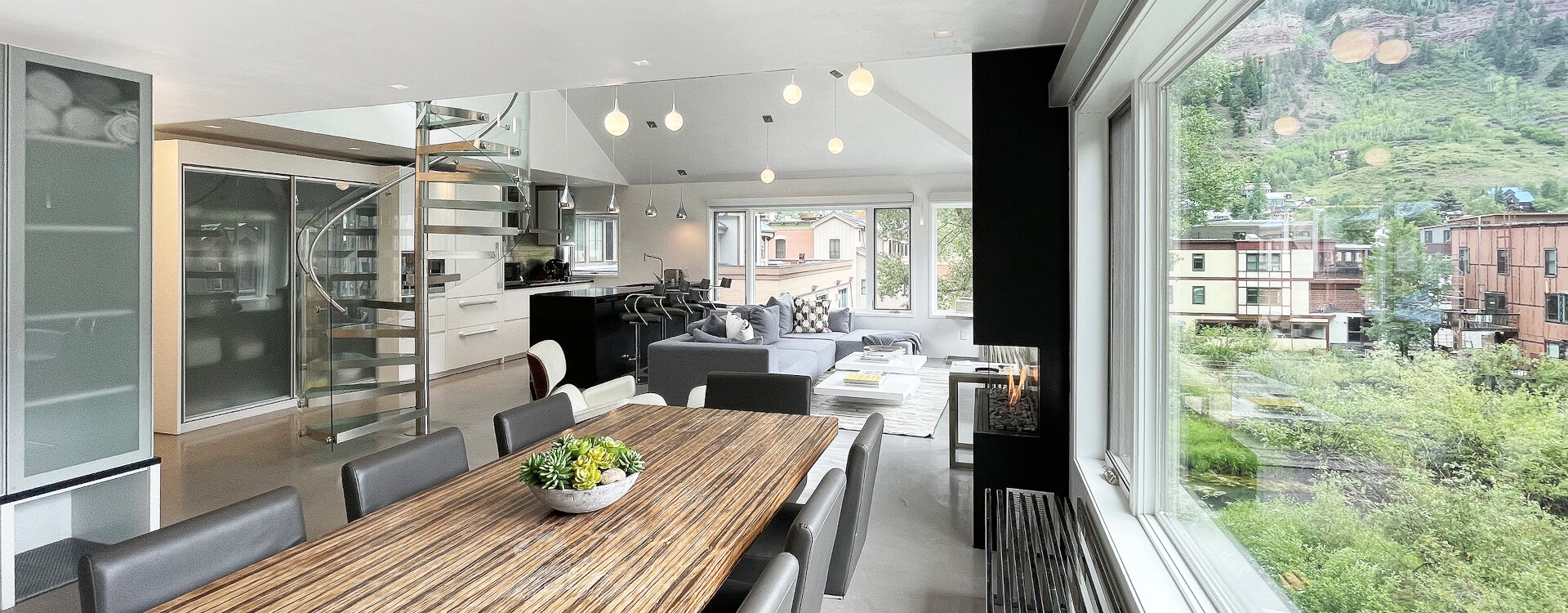 2.2-telluride-bear-creek-modern-12-dining_room_3