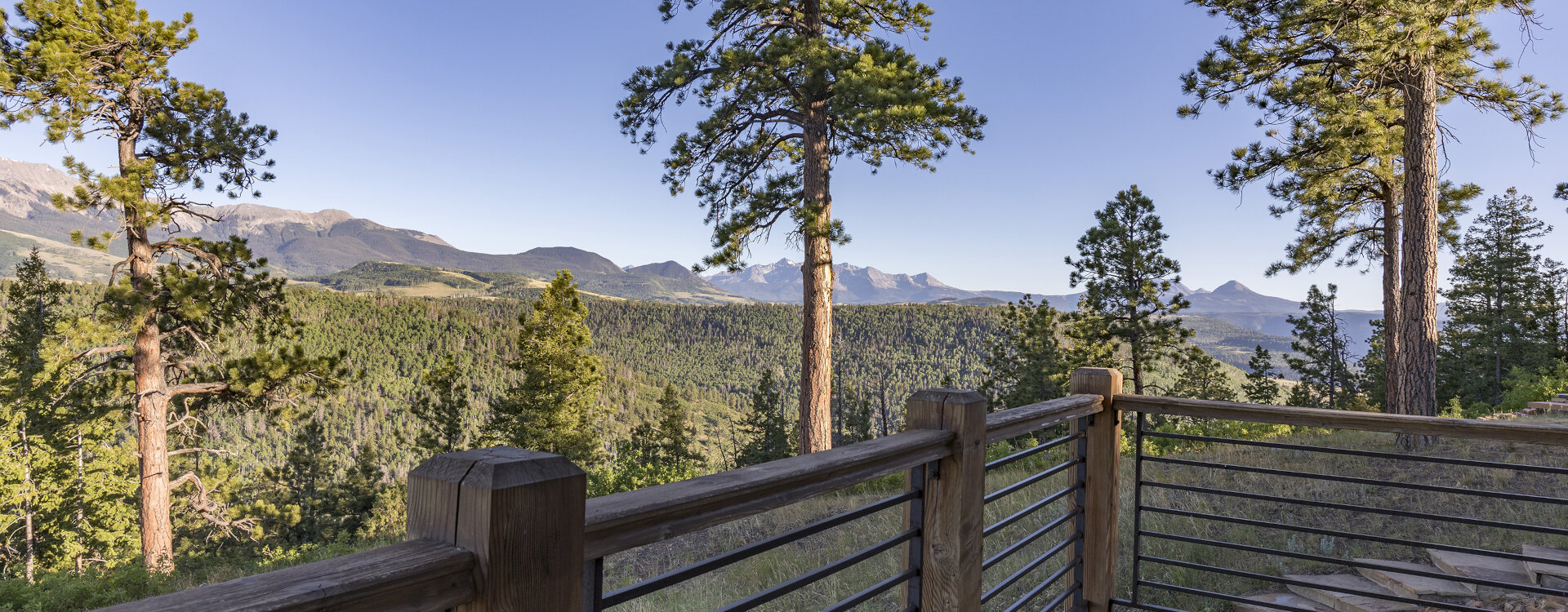 6.3-telluride-eagle_s-ridge-master-deck-view