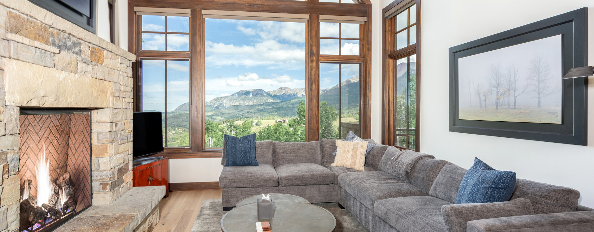 1-telluride-aspens-at-courcheval-living-room