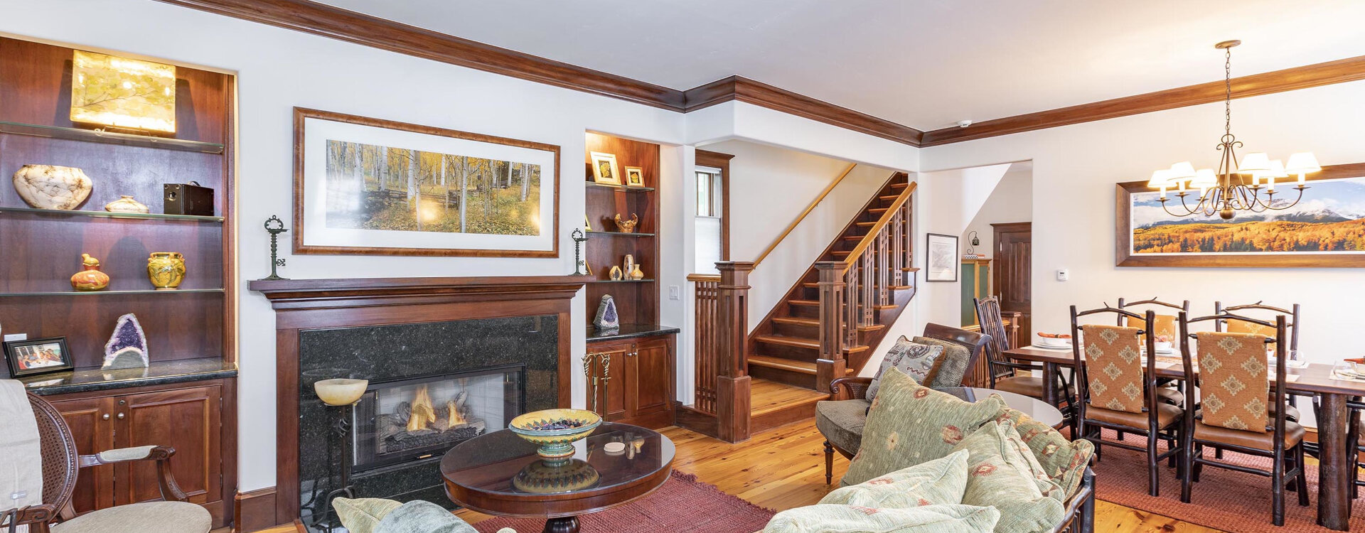 1.2-telluride-heritage-house-living-room-fireplace