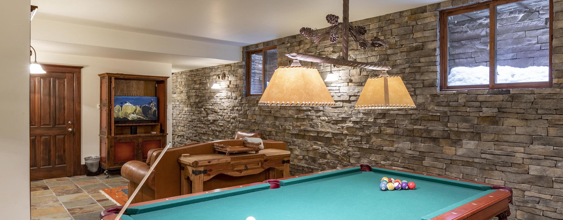 3.7-telluride-heritage-house-pool-table-rev