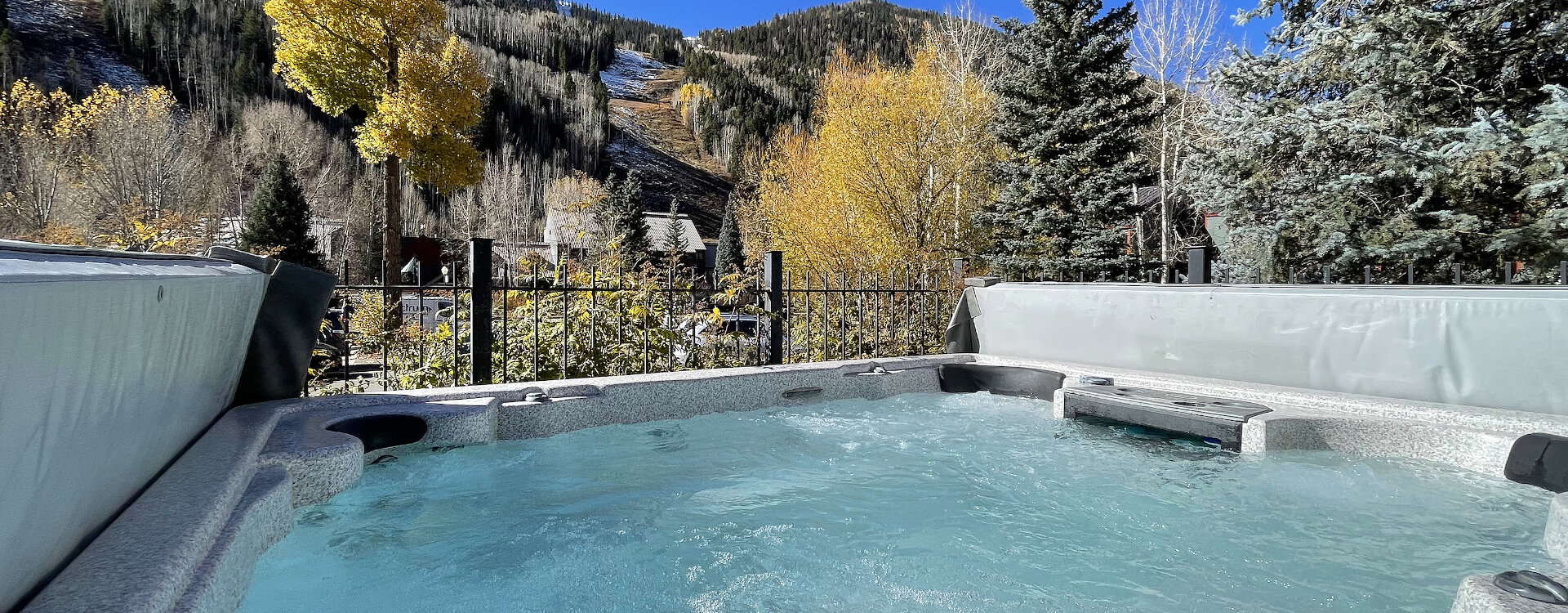 8.02-Telluride-Lift-7-Lodge-Outdoor-Hot-Tub-6