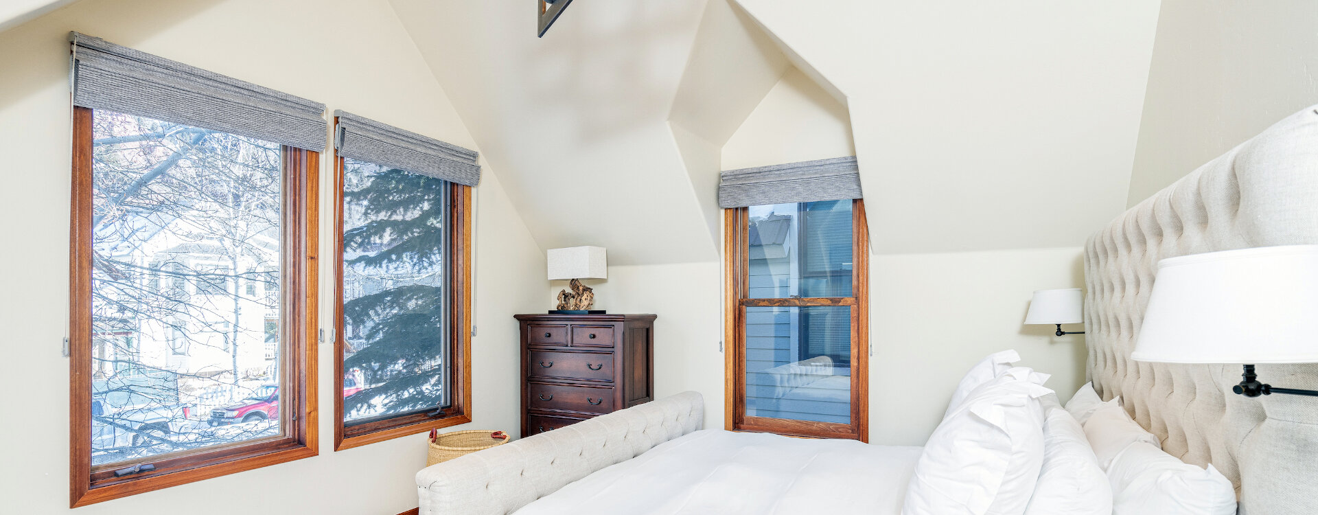 6.01-Telluride-Vacation-Rental-Maison-d’Apres-Primary-Suite-1