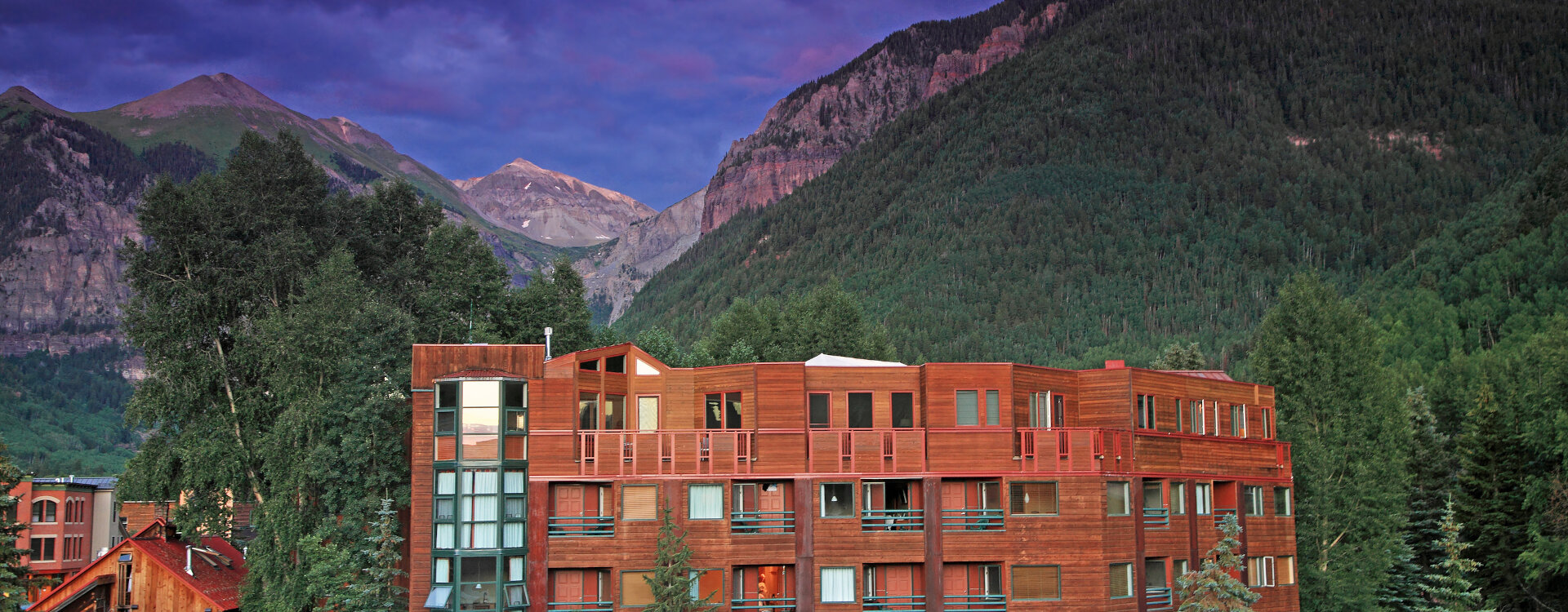 6.02-Telluride-Vacation-Rental-Ice-House-305-Exterior