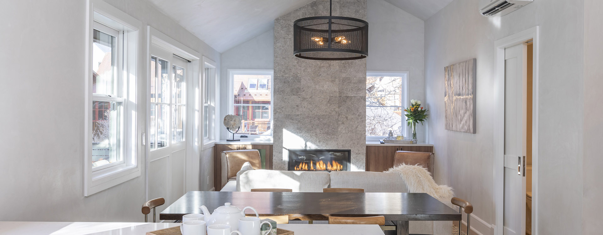 4.1-Aspen-Gondola-Telluride-Vacation-Rental-KitchenView