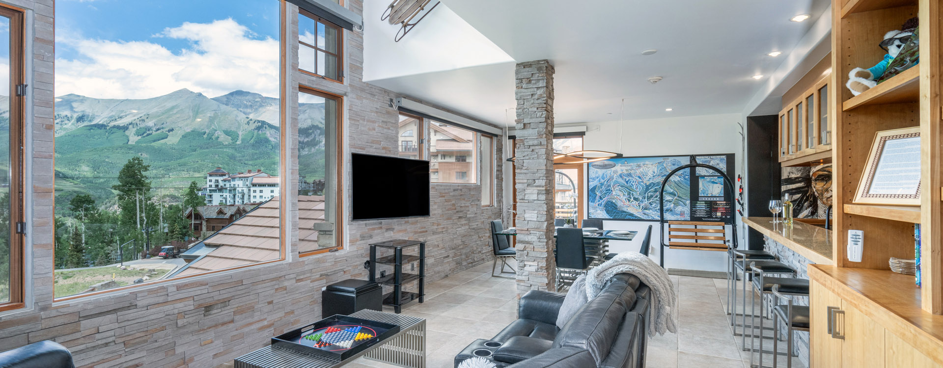 1.0_Sunshine_Outlook_Mountain_Village_Living_Room3
