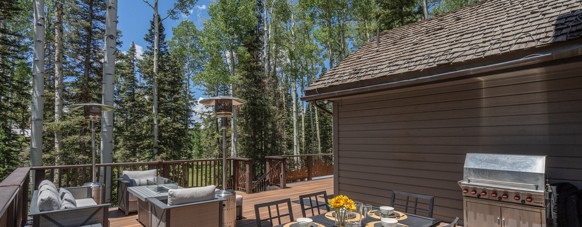 1.2_Aspen_Grove_Villa_Mountain_Village_Living_Room_Deck5