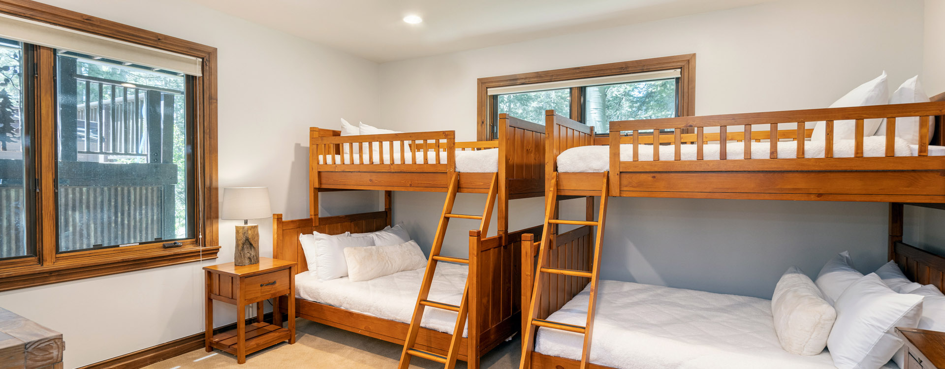 10.0_Aspen_Grove_Villa_Mountain_Village_Bed4