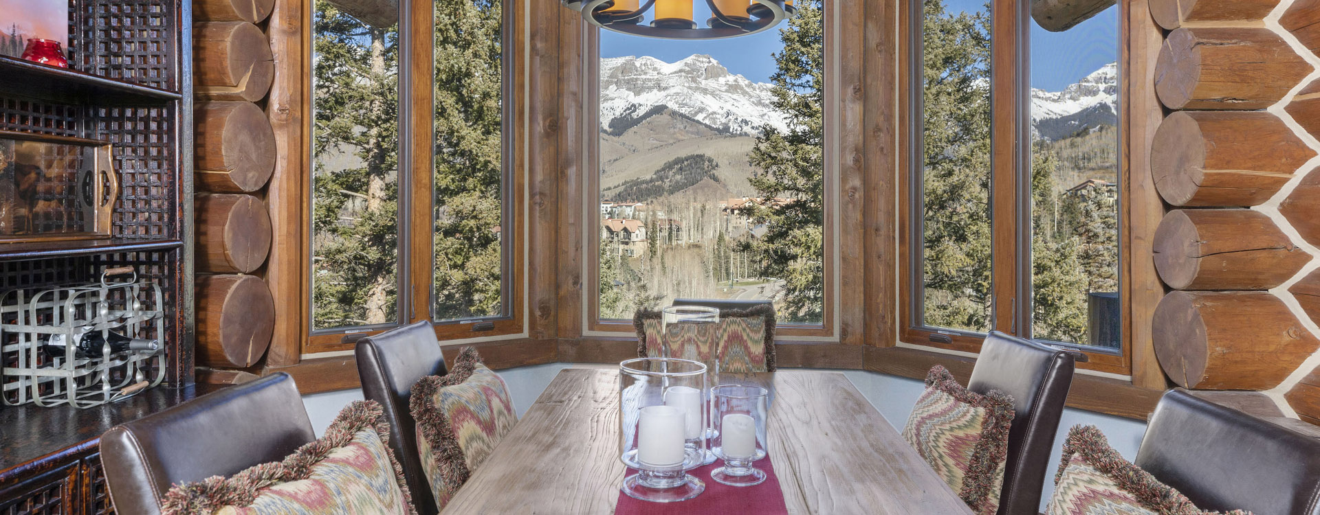 4.02-Mountain-Village-Vacation-Happy-Place-Dining-Room-2